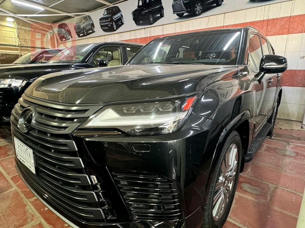 Lexus LX